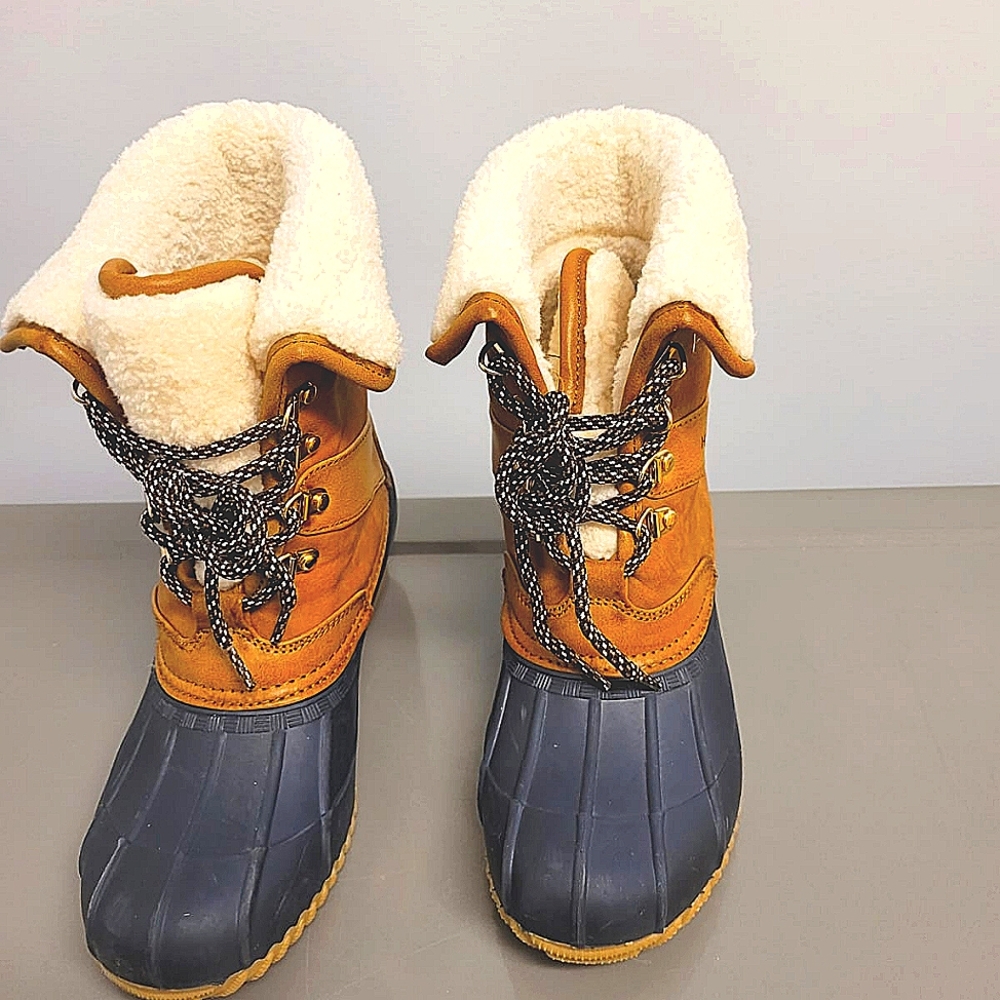 Tommy Hilfiger winter boots